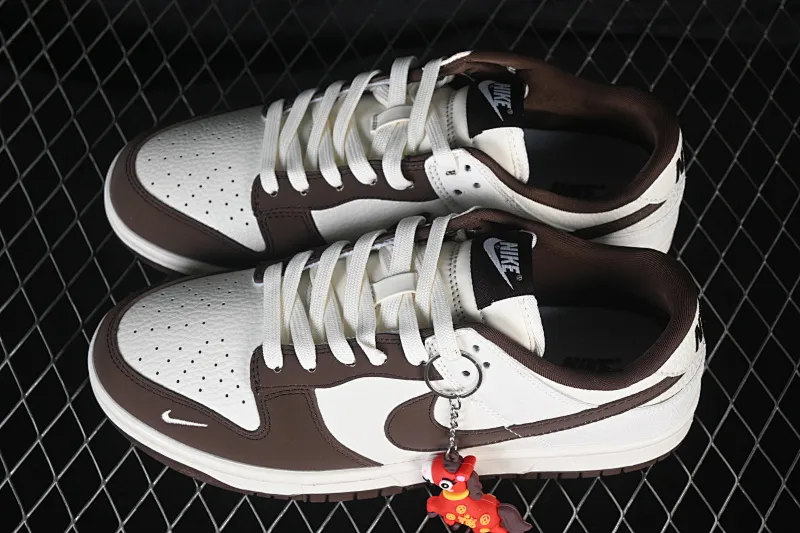 All Categories Nk SB Dunk Series Nk SB Dunk Low High-end Customized Low-top Shoes Nike SB Dunk Low Year of the Horse Limited Brown and White Embossed High-end Customized Low-top Casual Skateboard Shoes IQ1118-220